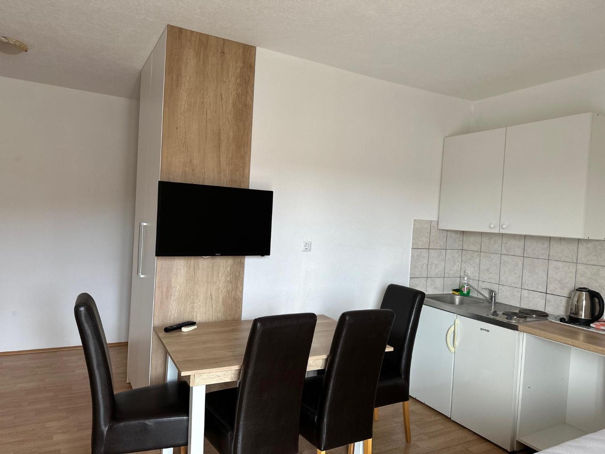 Royal Apartments Неум Экстерьер фото