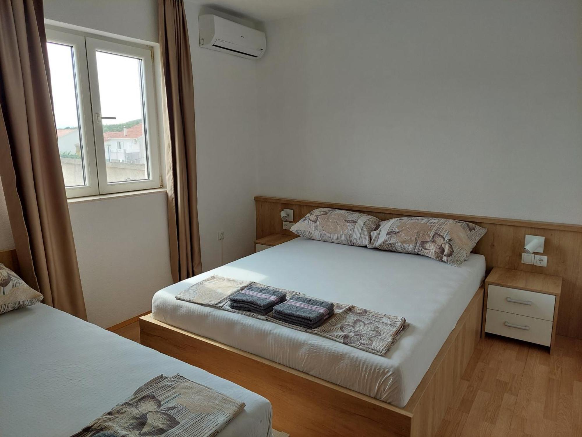 Royal Apartments Неум Экстерьер фото