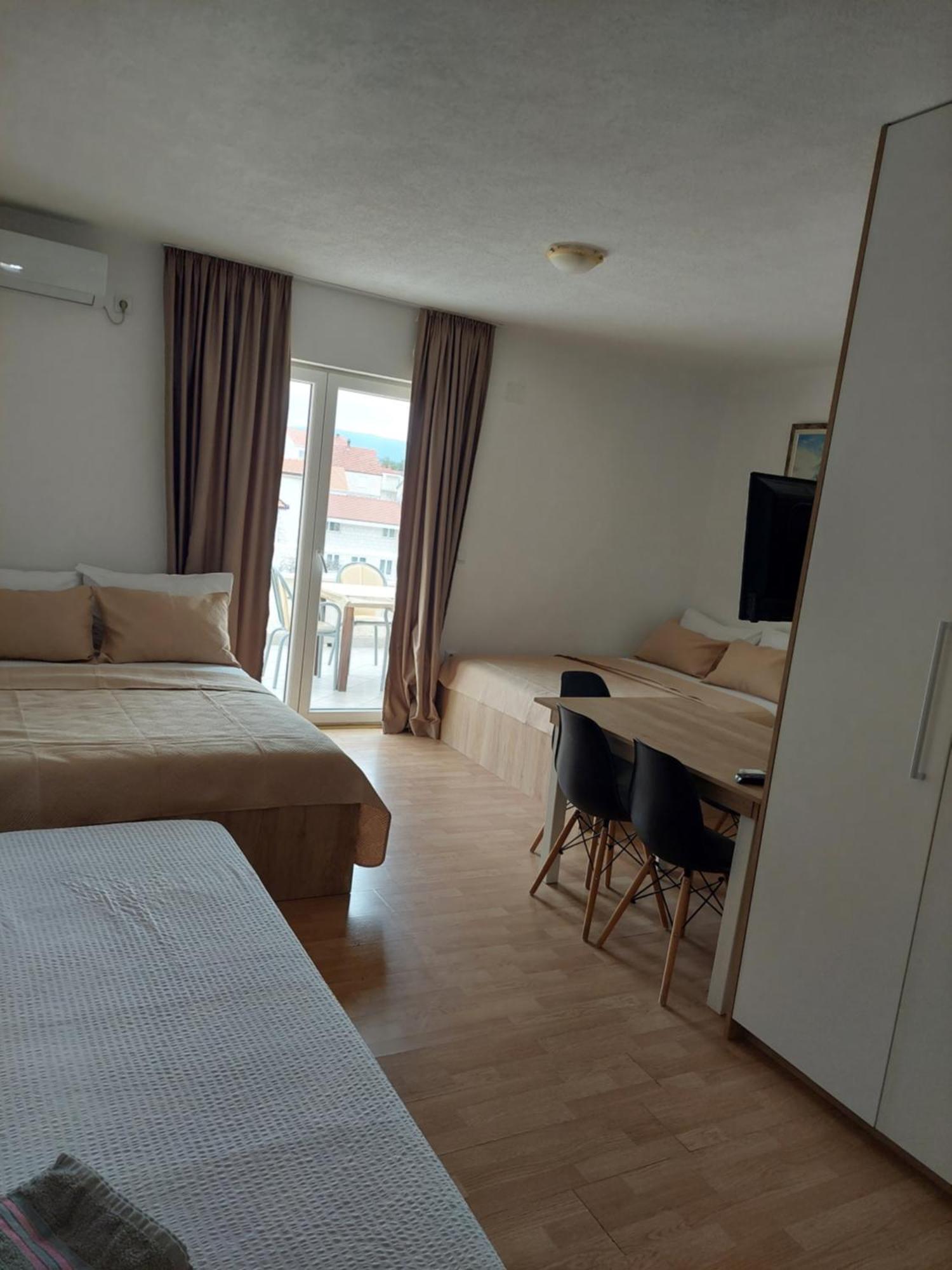 Royal Apartments Неум Экстерьер фото