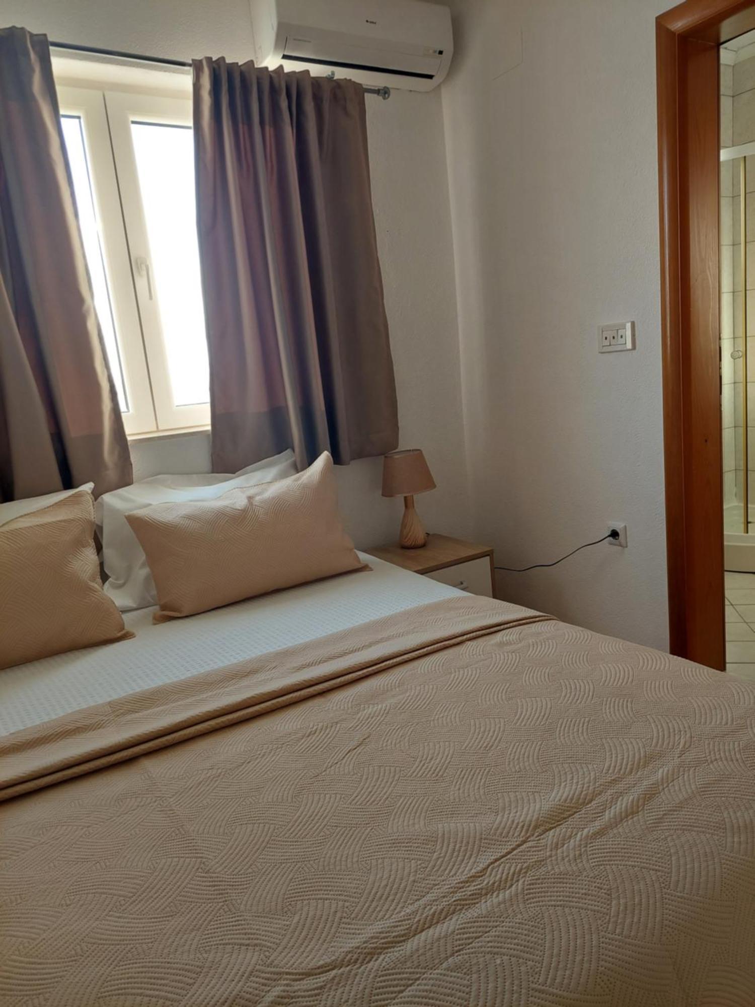 Royal Apartments Неум Экстерьер фото